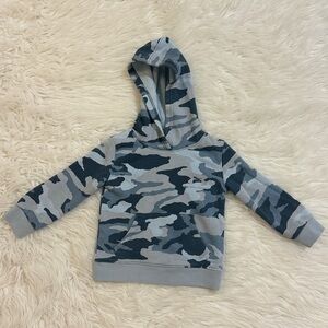 Under Armour hoodie size 2 toddler